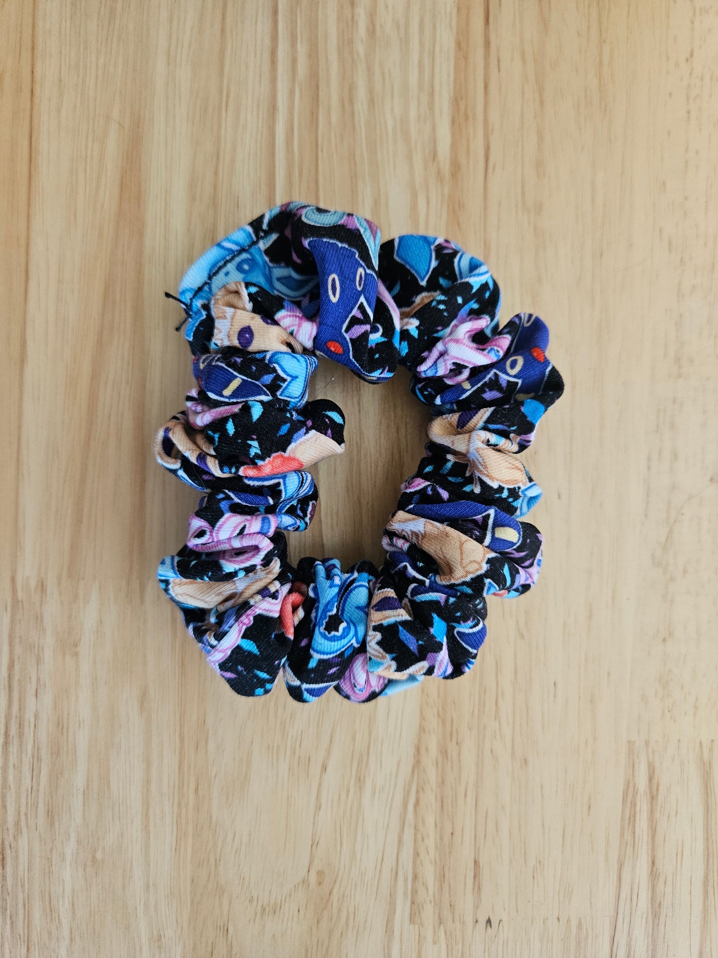 Eeveeloution Shards Scrunchie