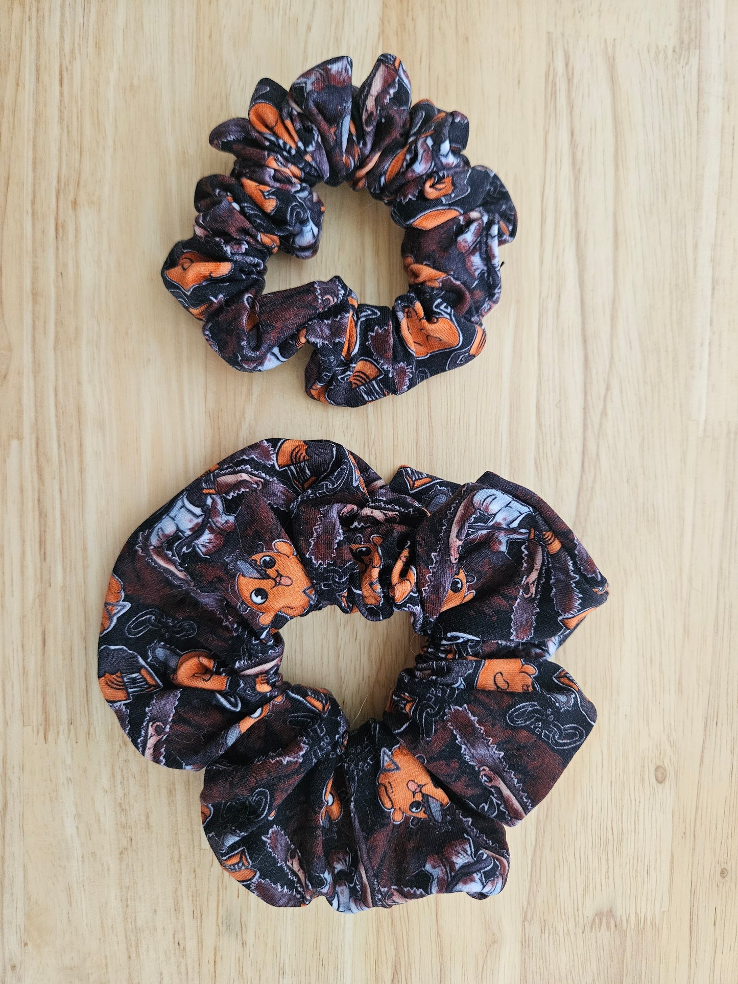 Chainsaw Pochita Scrunchie