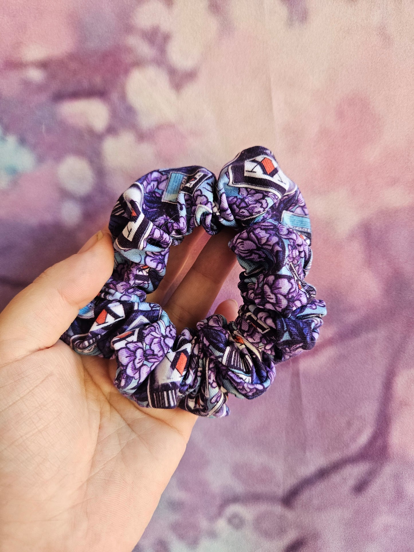 Hunter cards Scrunchie
