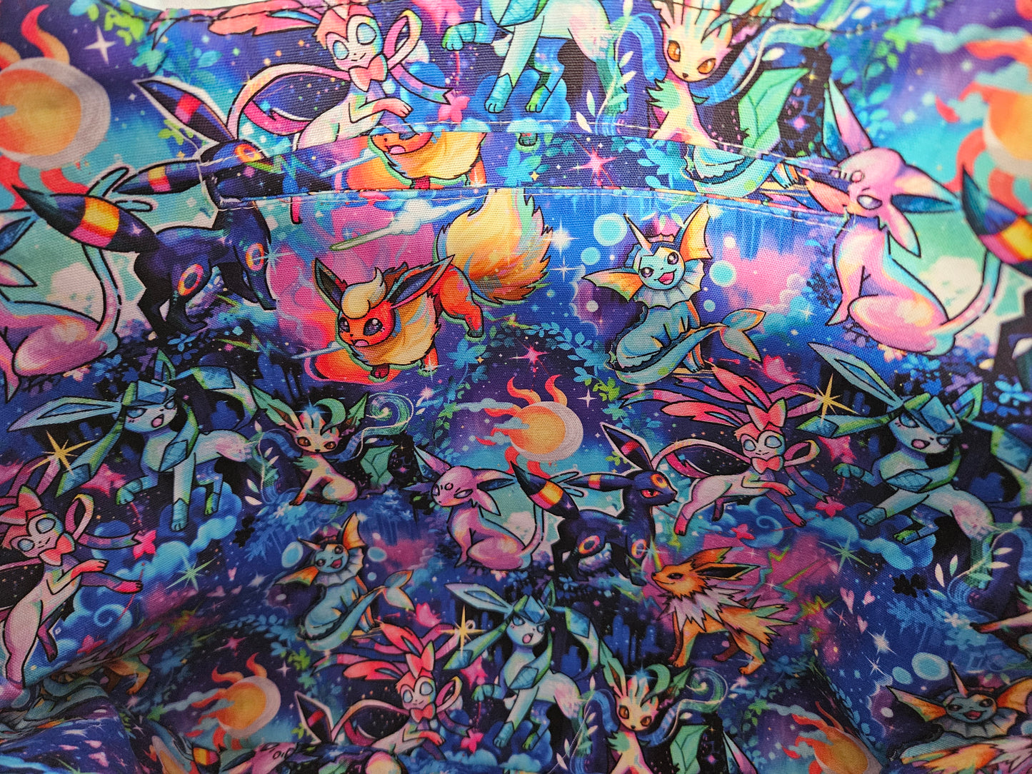 Elemental Tails Peekaboo Bag