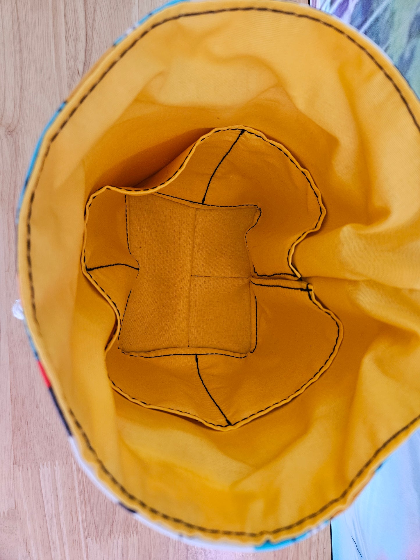 Lost in Paradise Dice Bag