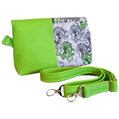 Shiggy Clutch/Green Strap